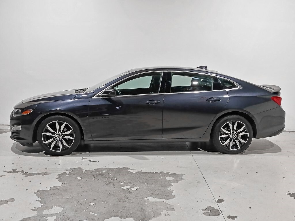 2023 Chevrolet Malibu RS photo 2