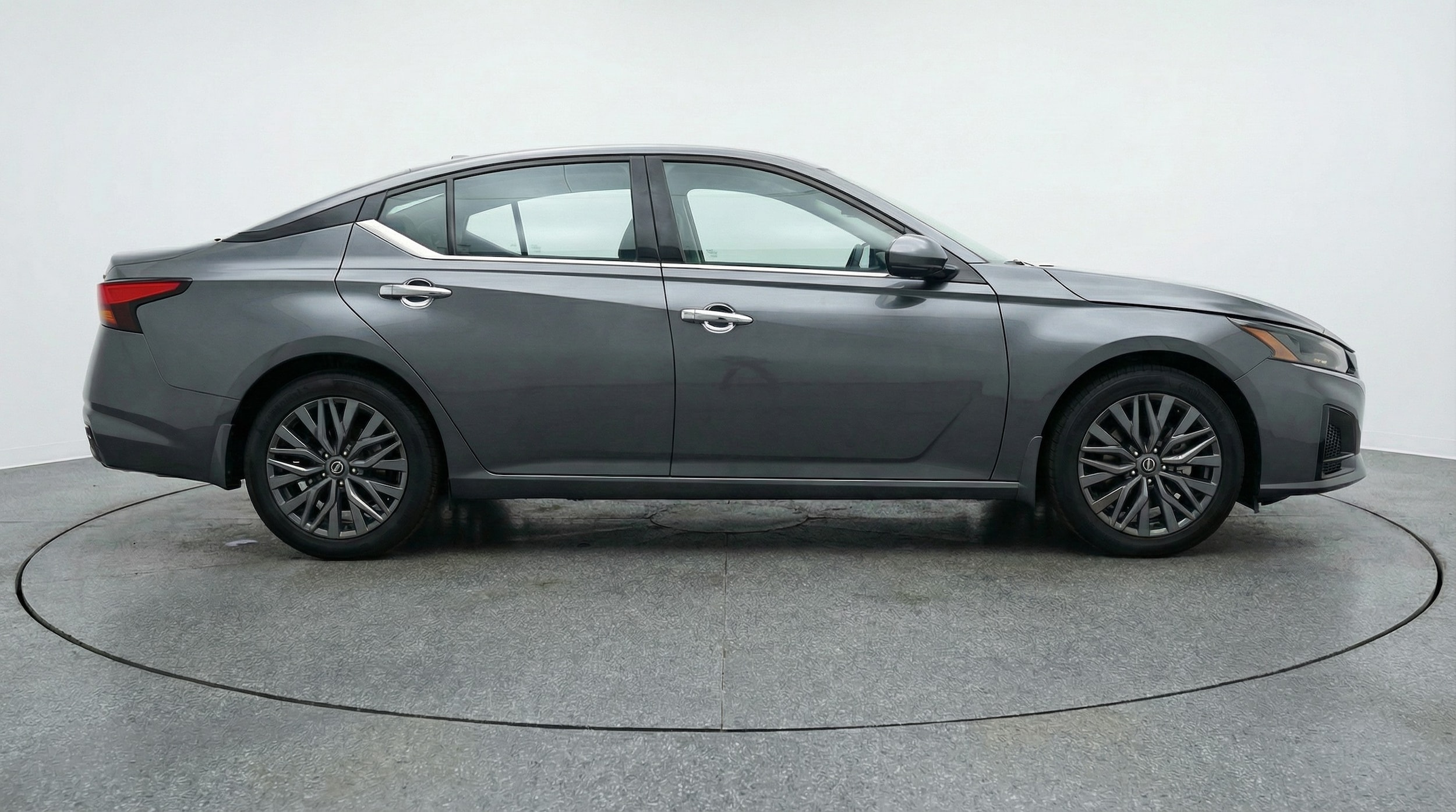 Thumbnail: 2025 Nissan Altima - 8