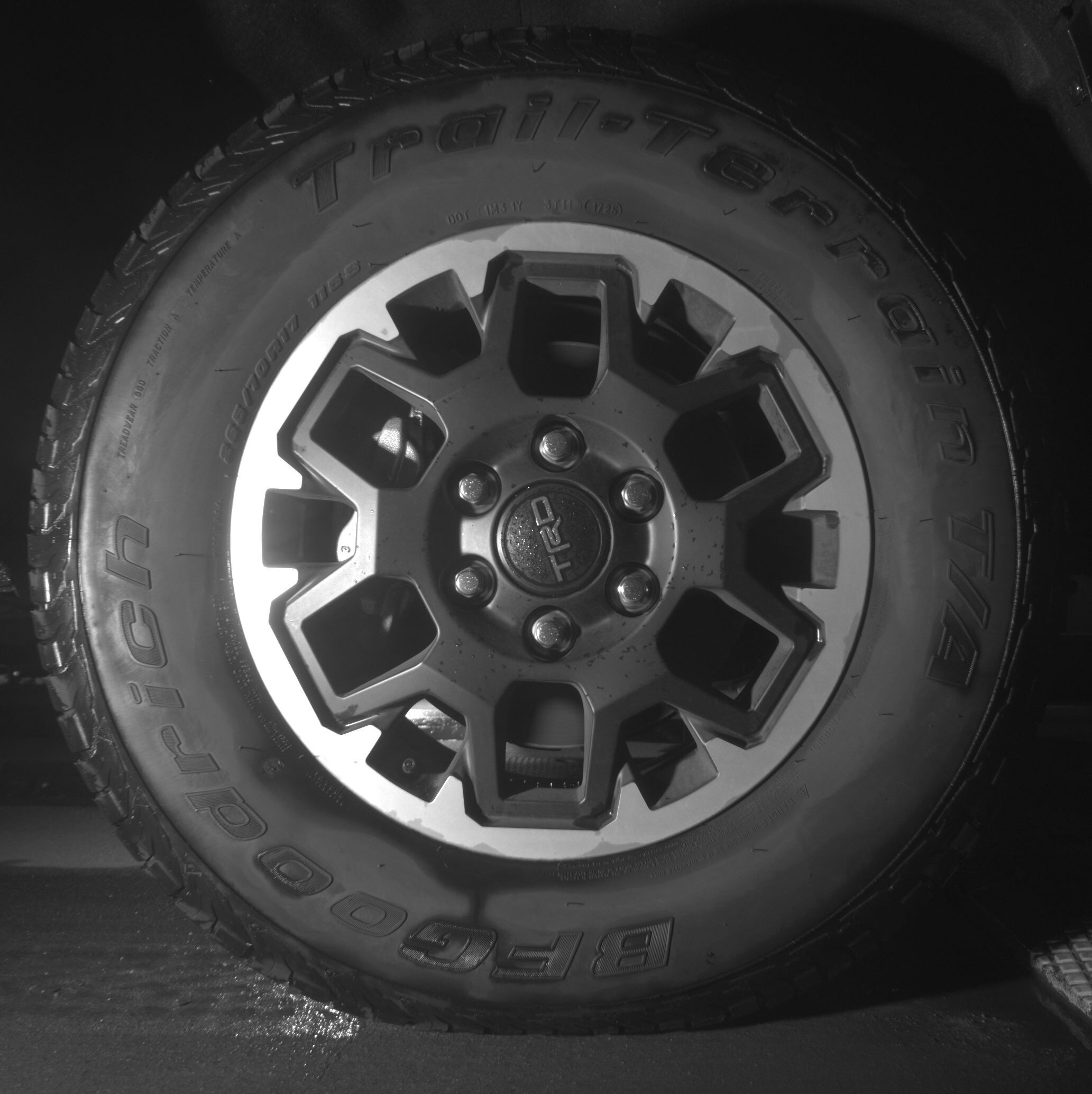 Thumbnail: 2025 Toyota Tacoma - 10