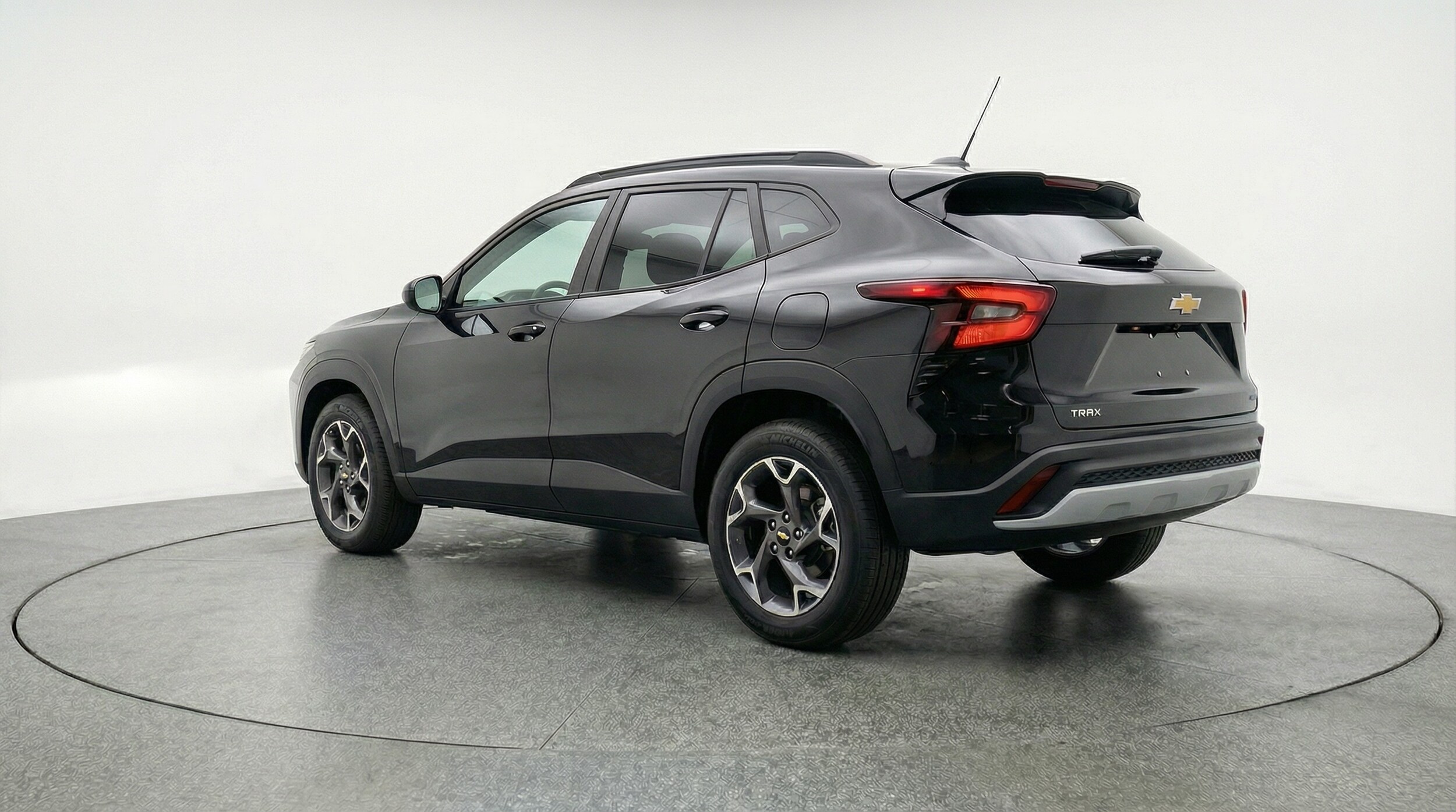 Thumbnail: 2025 Chevrolet Trax - 5