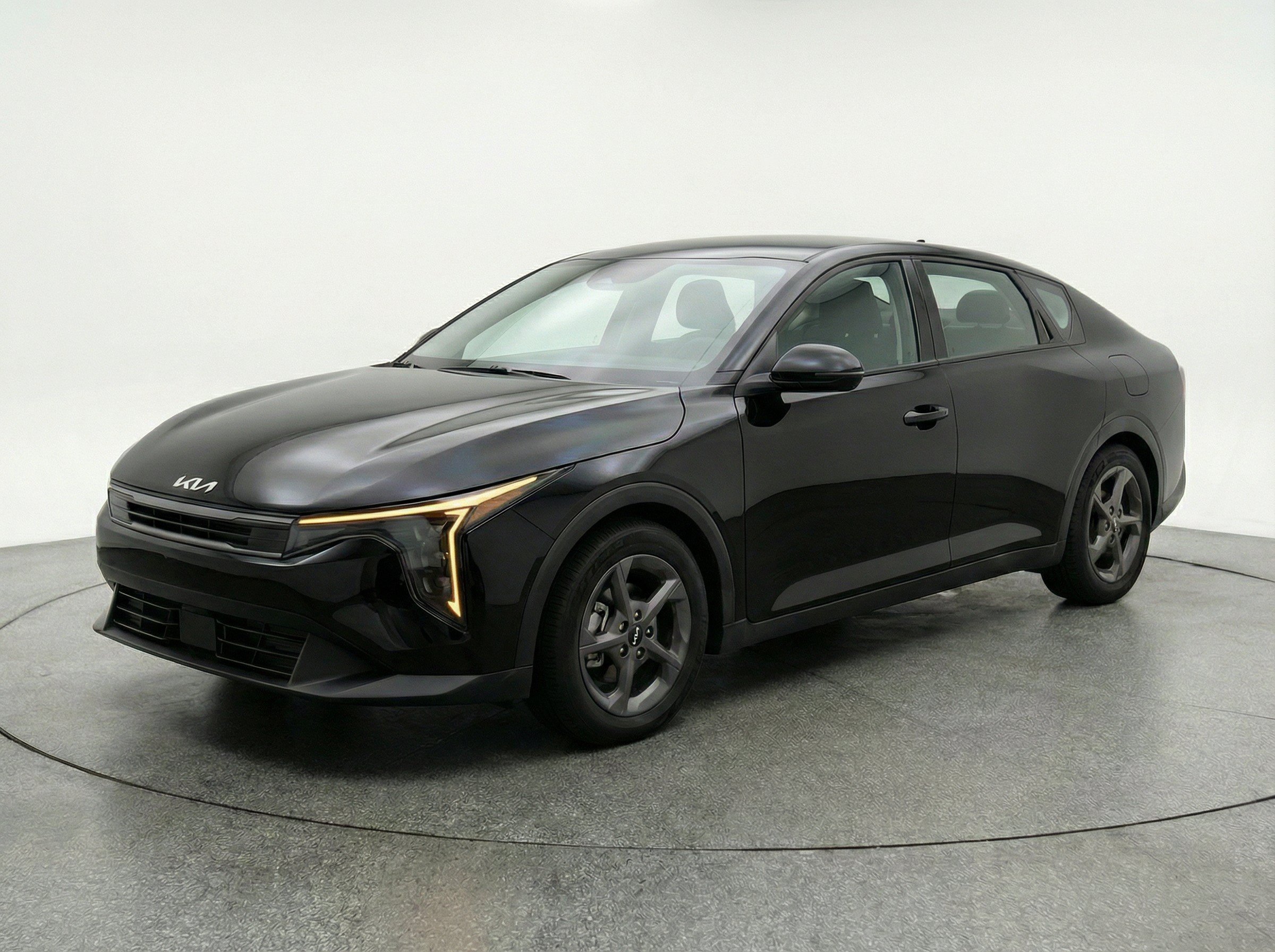 Thumbnail: 2025 Kia K4 - 3