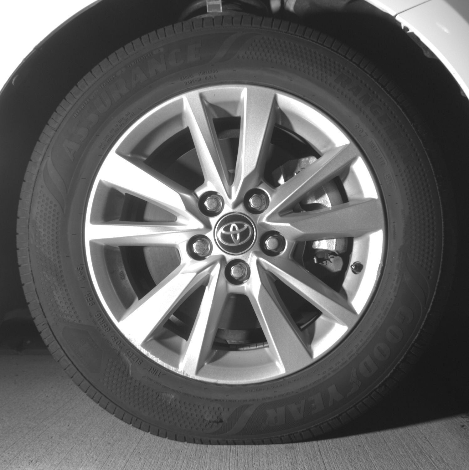 Thumbnail: 2025 Toyota Camry - 10