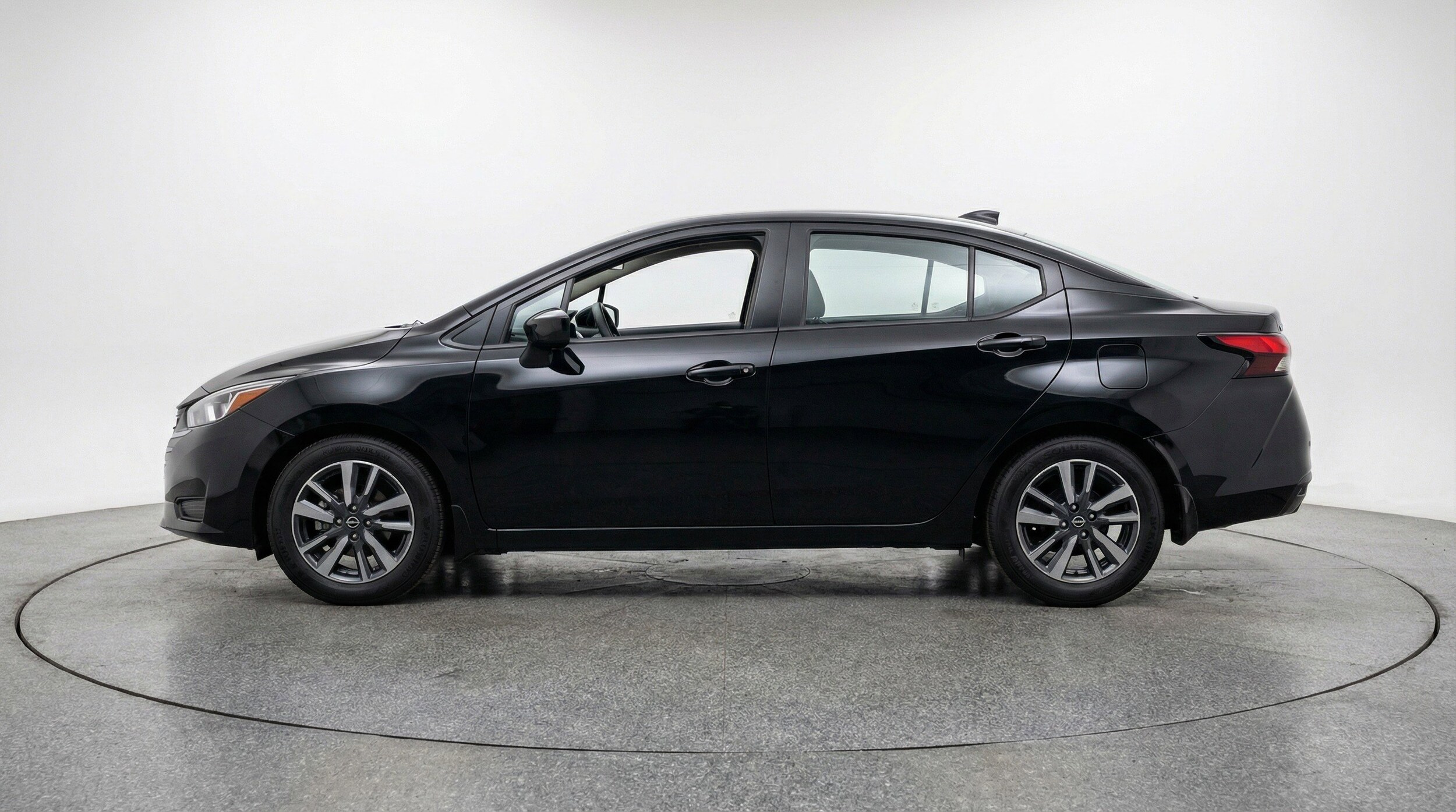 Thumbnail: 2025 Nissan Versa - 5
