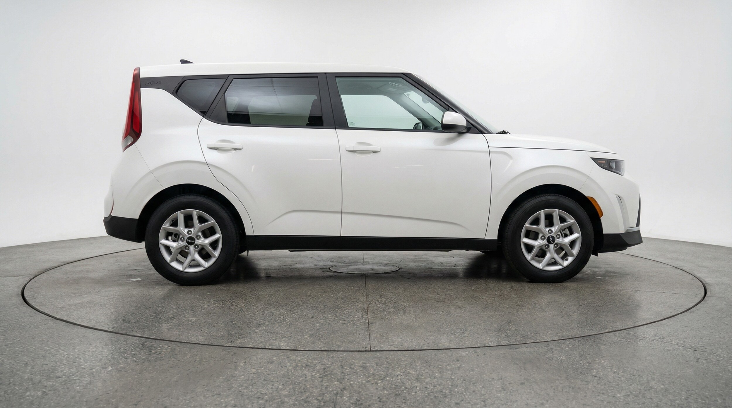 Thumbnail: 2025 Kia Soul - 8