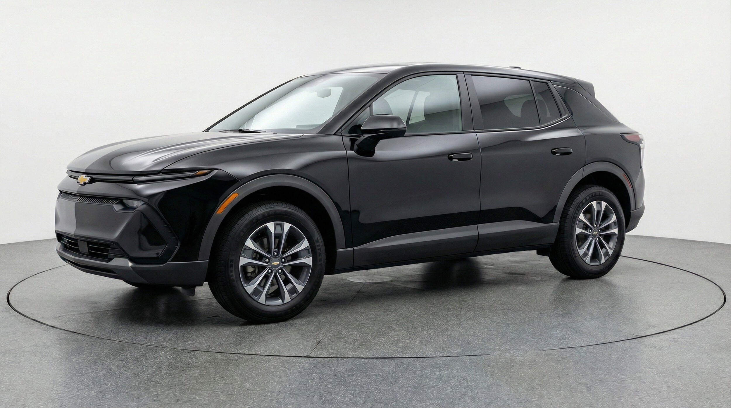 Thumbnail: 2025 Chevrolet Equinox - 3