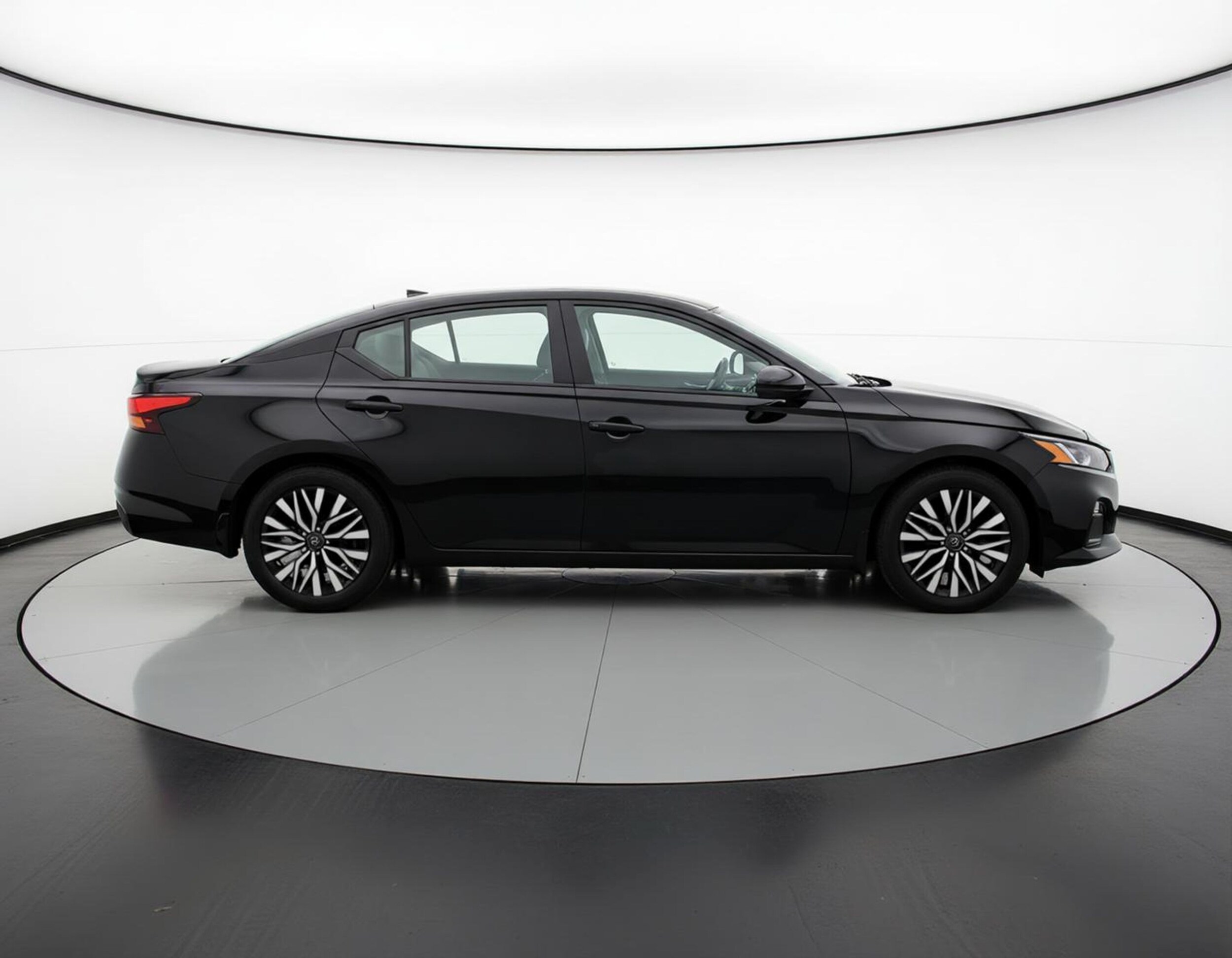 Thumbnail: 2025 Nissan Altima - 8