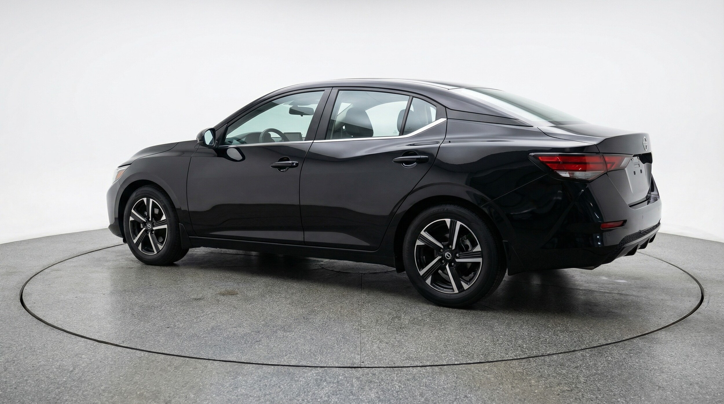 Thumbnail: 2025 Nissan Sentra - 5