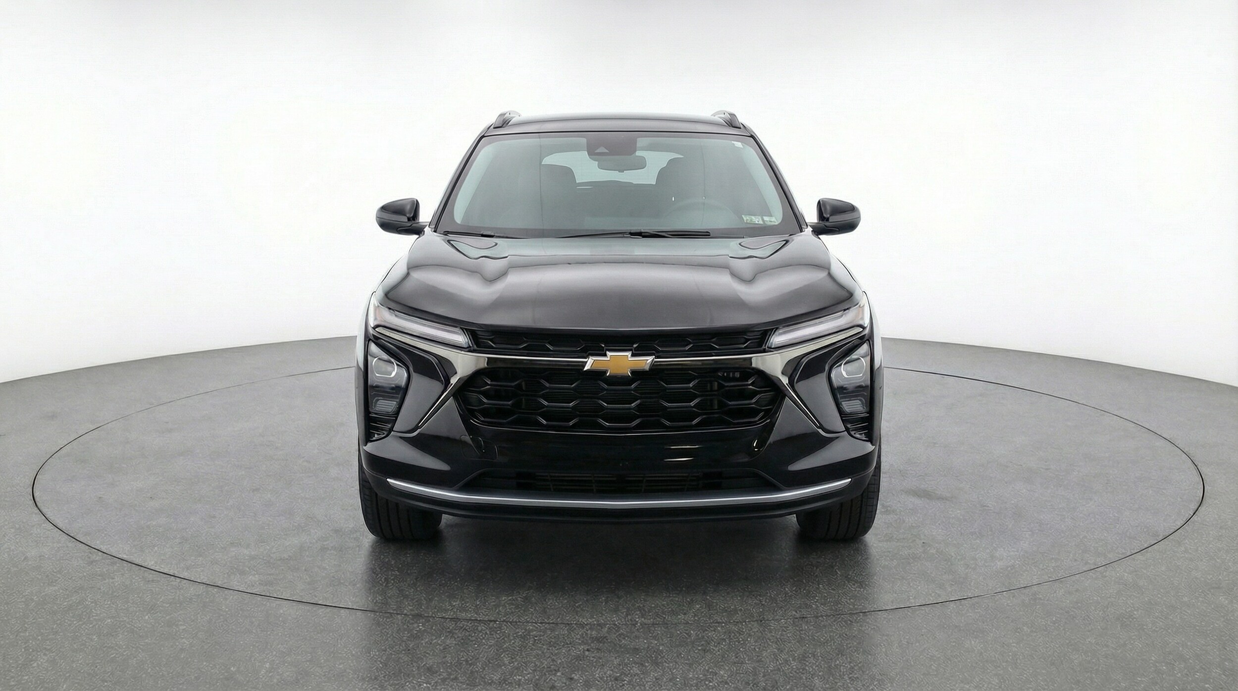 Thumbnail: 2025 Chevrolet Trax - 2