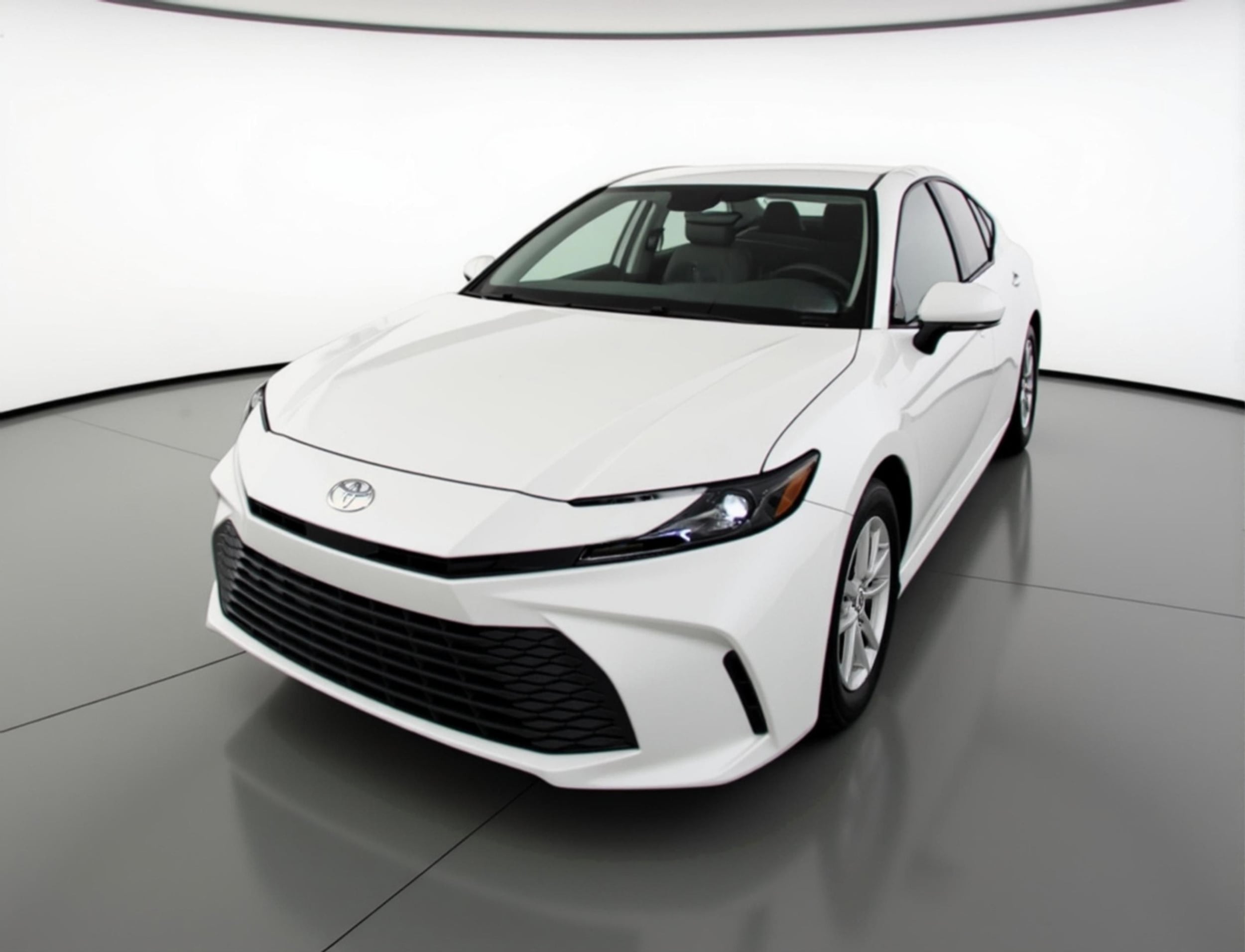 Thumbnail: 2025 Toyota Camry - 3