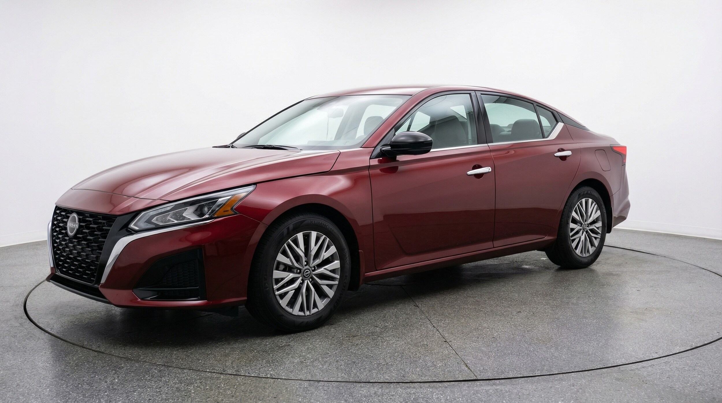 Thumbnail: 2025 Nissan Altima - 3