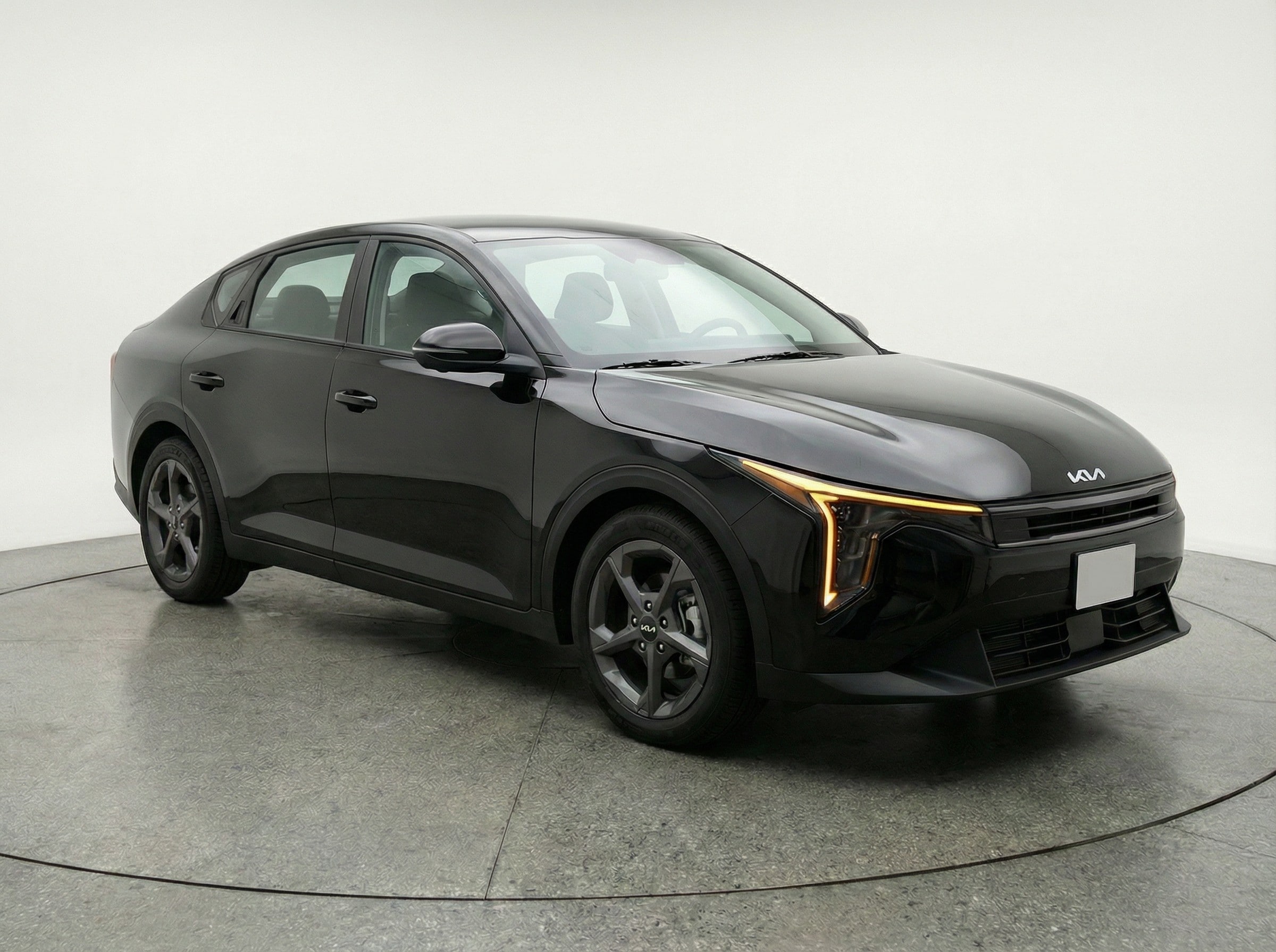 Thumbnail: 2025 Kia K4 - 1