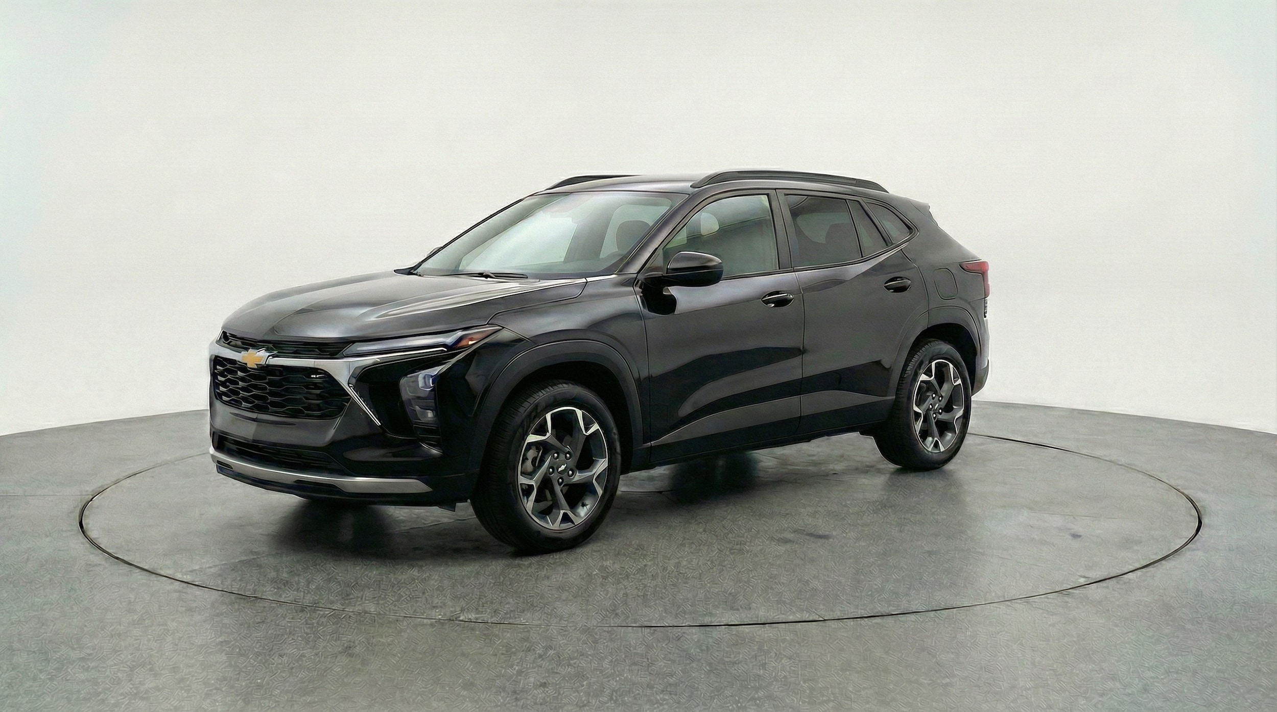 Thumbnail: 2025 Chevrolet Trax - 3