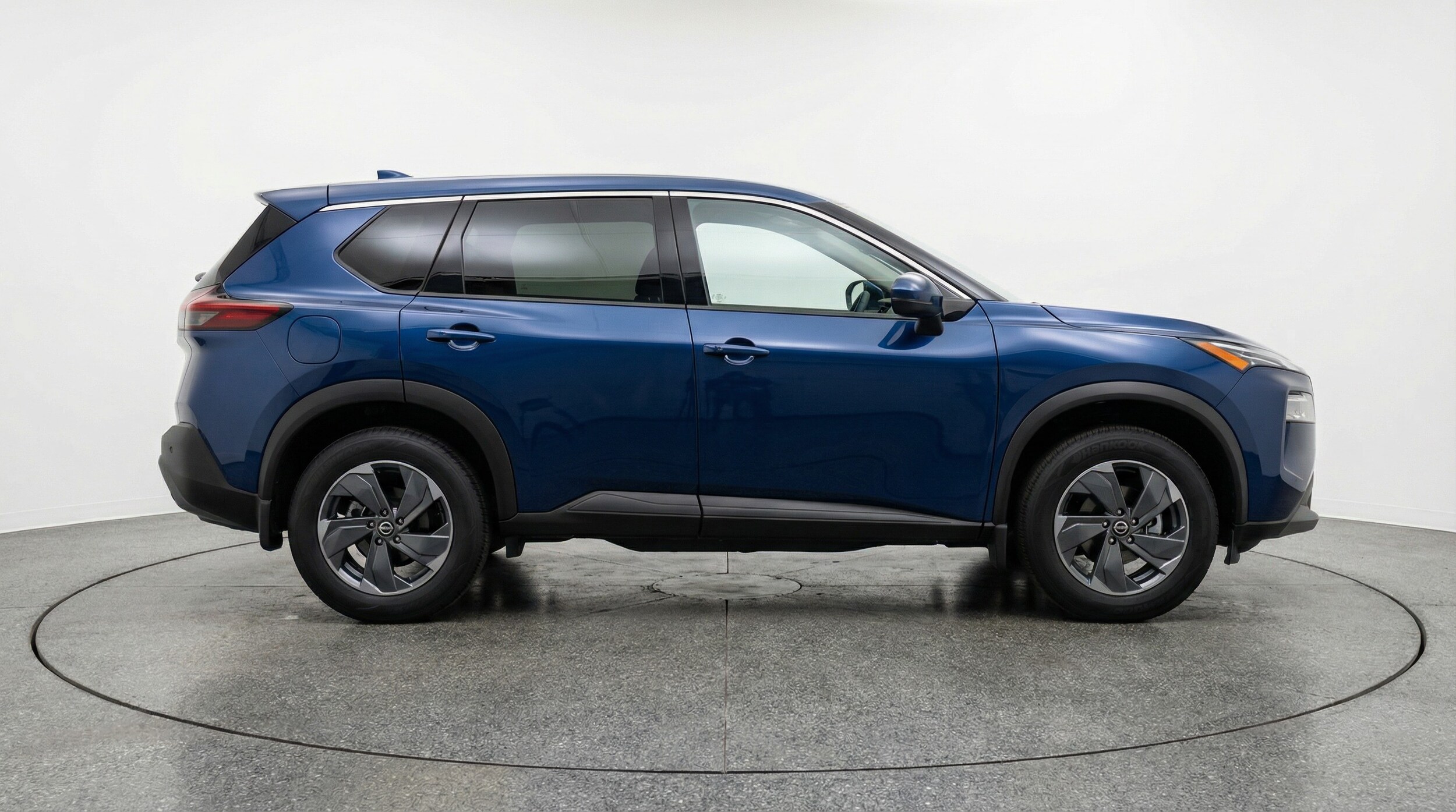 Thumbnail: 2025 Nissan Rogue - 8