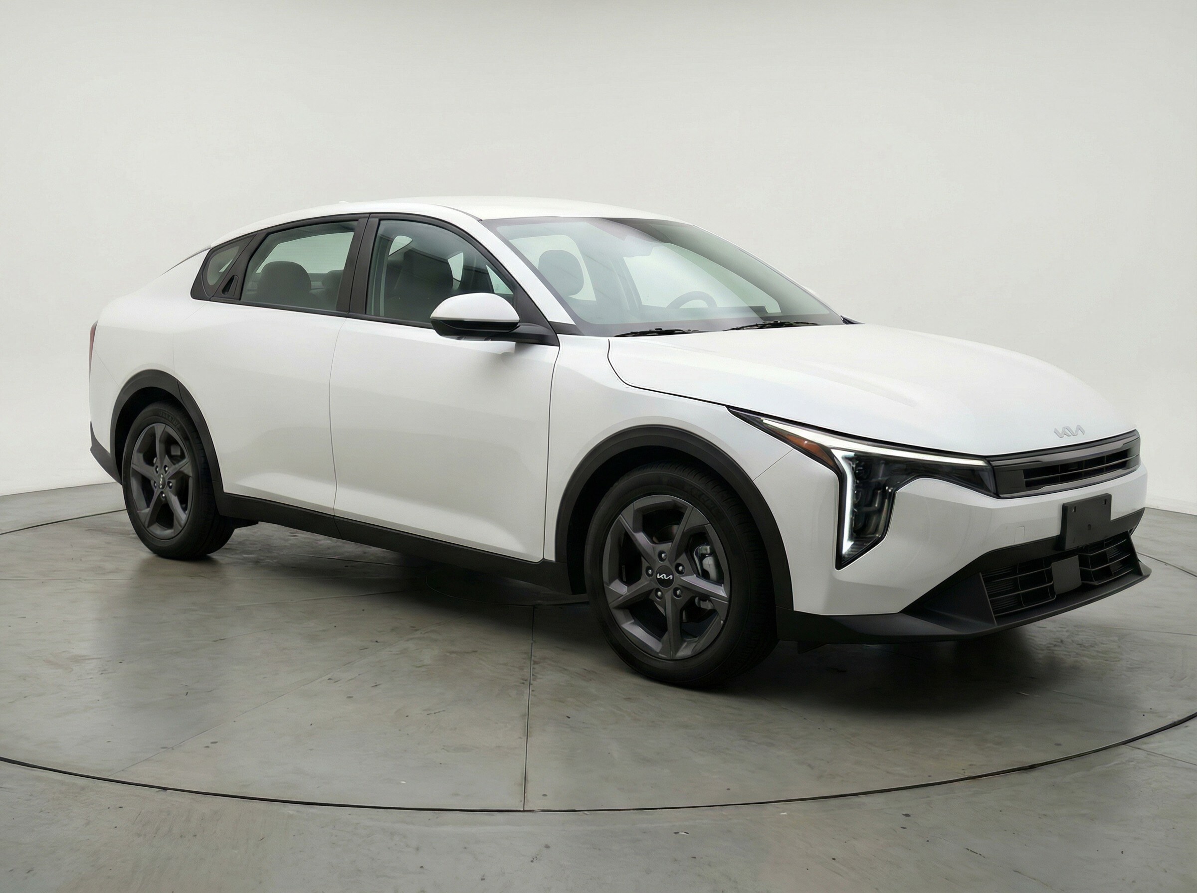 Thumbnail: 2025 Kia K4 - 1