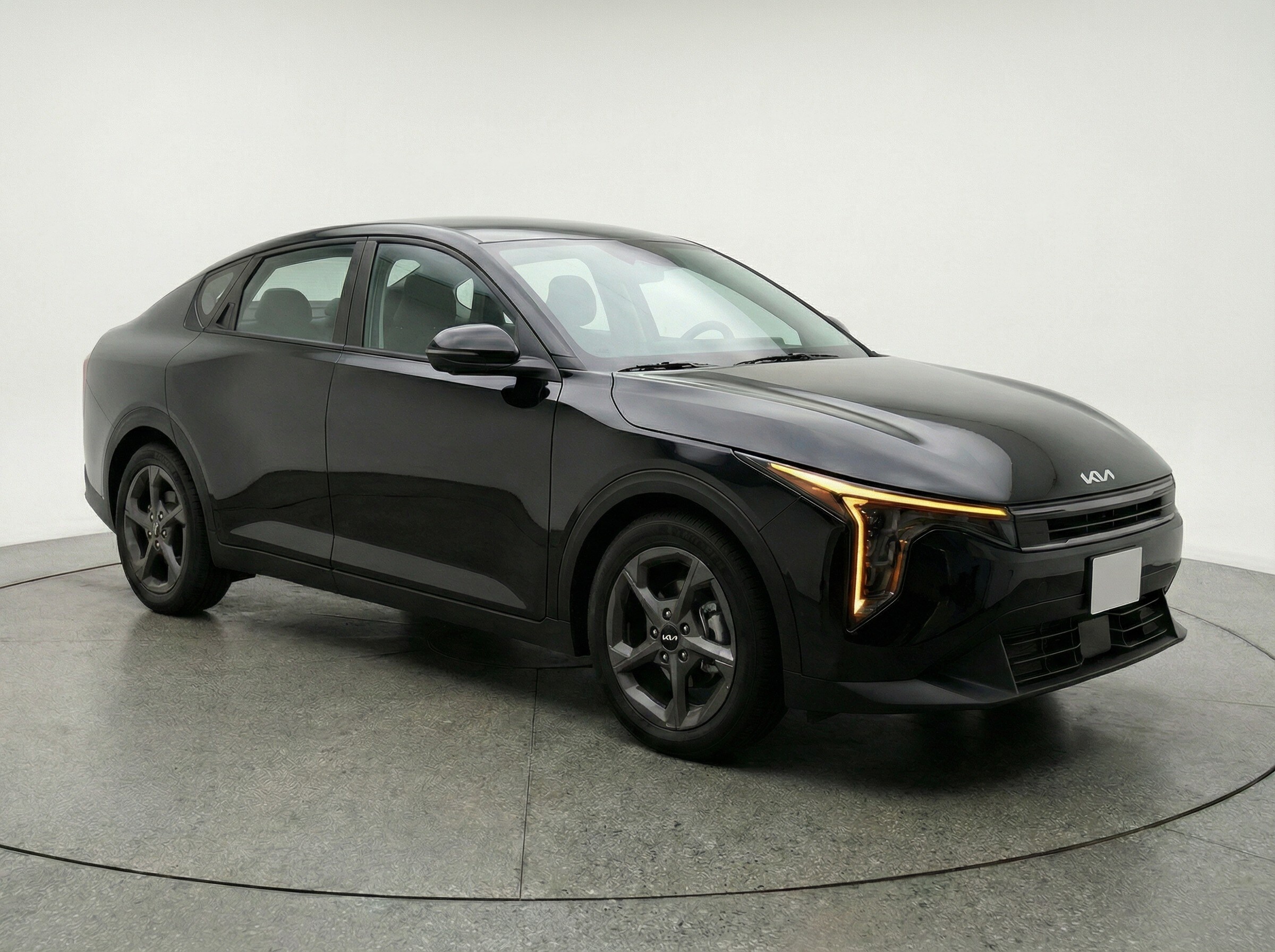 Thumbnail: 2025 Kia K4 - 1