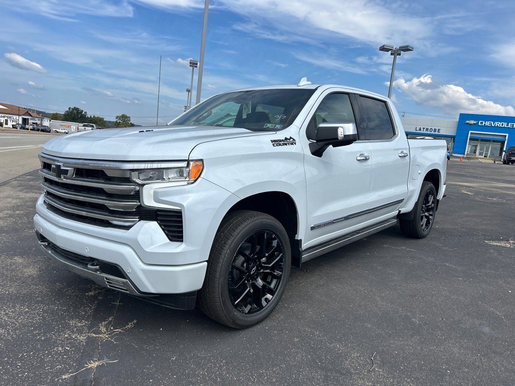 2026 Chevrolet Silverado 1500 High Country's photo