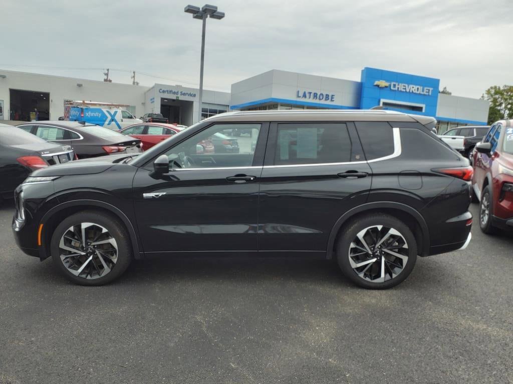 Used 2023 Mitsubishi Outlander Plug-In Hybrid 40th Anniversary with VIN JA4T5VA91PZ033663 for sale in Latrobe, PA
