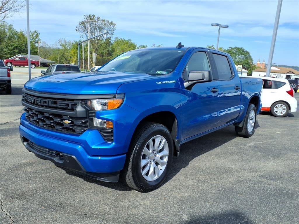 2022 Chevrolet Silverado 1500 Custom's photo