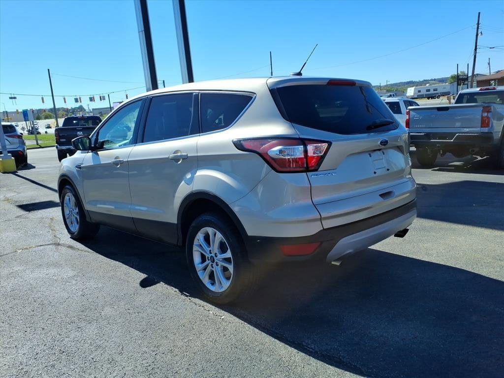 Used 2017 Ford Escape SE SUV