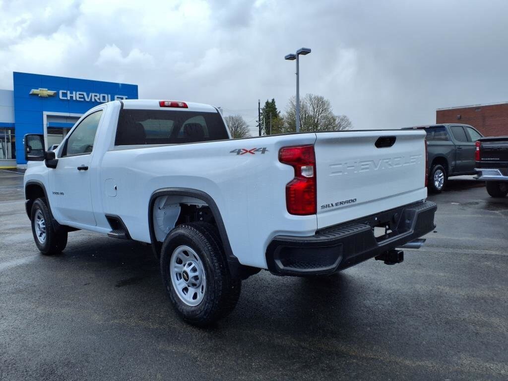 2025 Chevrolet Silverado 3500HD photo 3