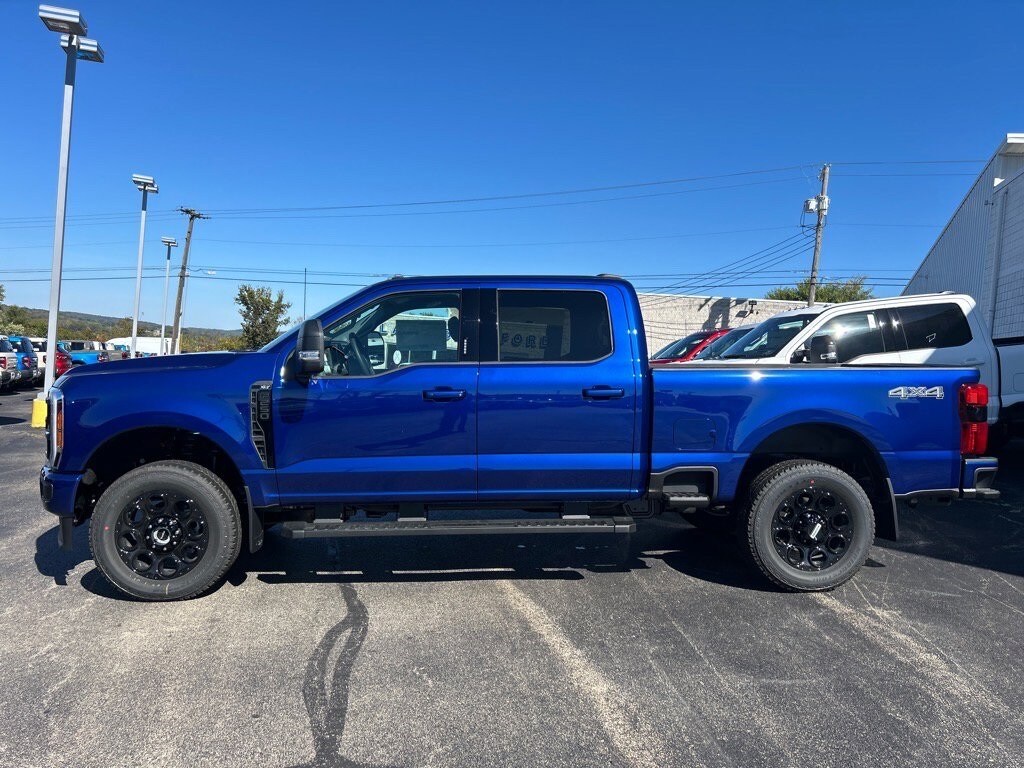 2026 Ford F-250 XLT photo 2