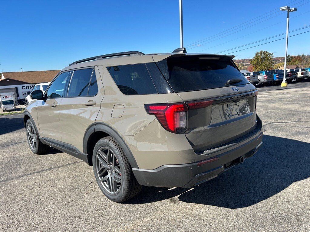 New 2026 Ford Explorer ST-Line SUV