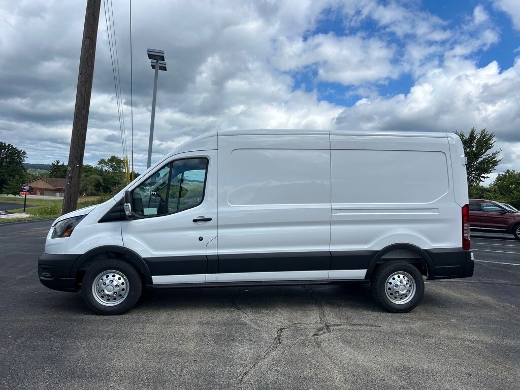 2025 Ford Transit photo 2
