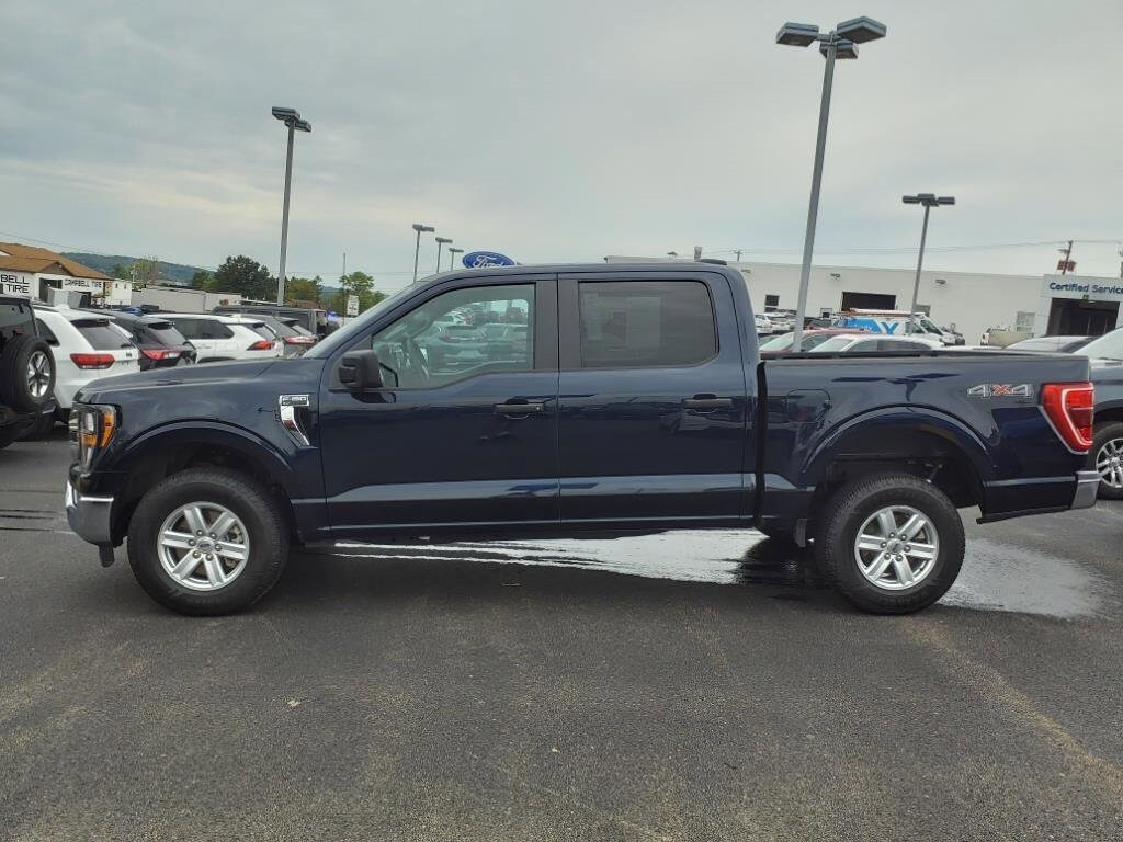 2023 Ford F-150 XLT photo 2