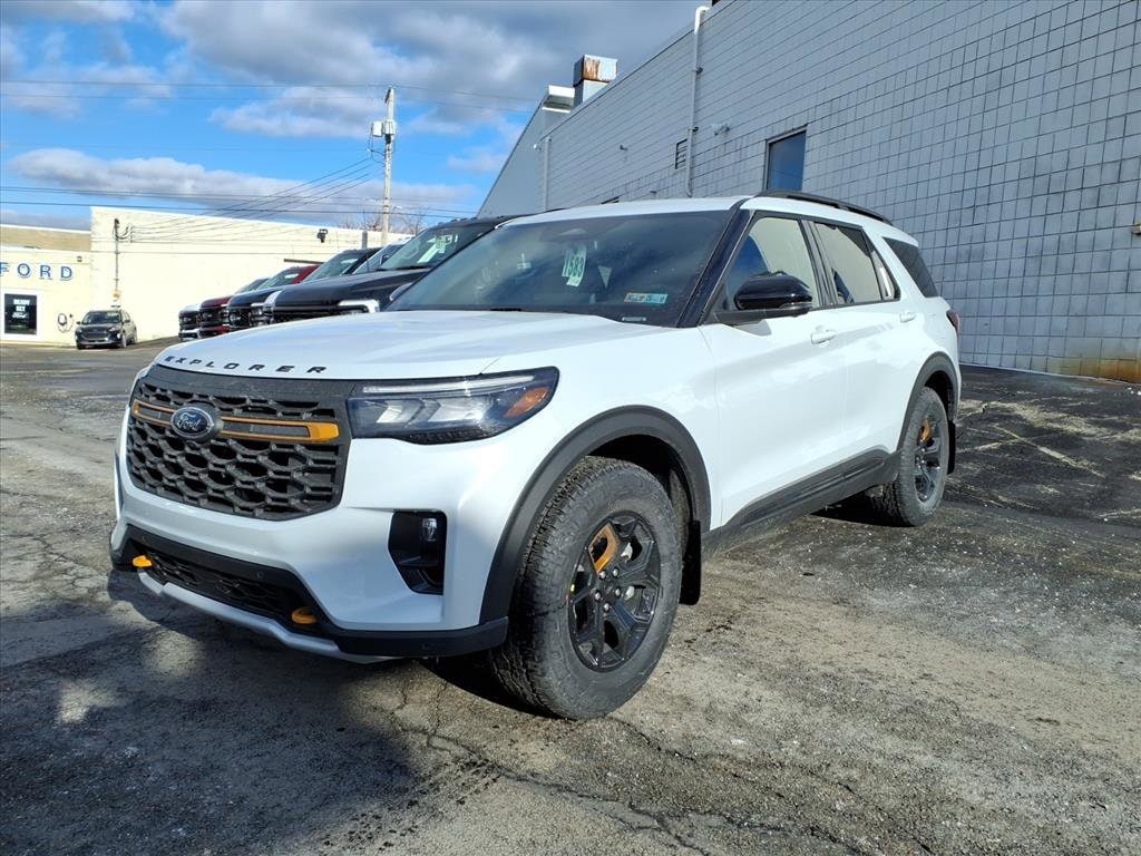 2026 Ford Explorer Tremor's photo