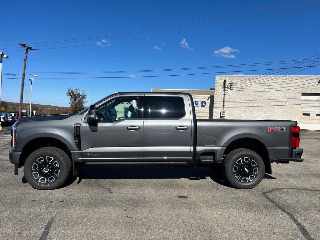 2026 Ford F-250 Platinum photo 2