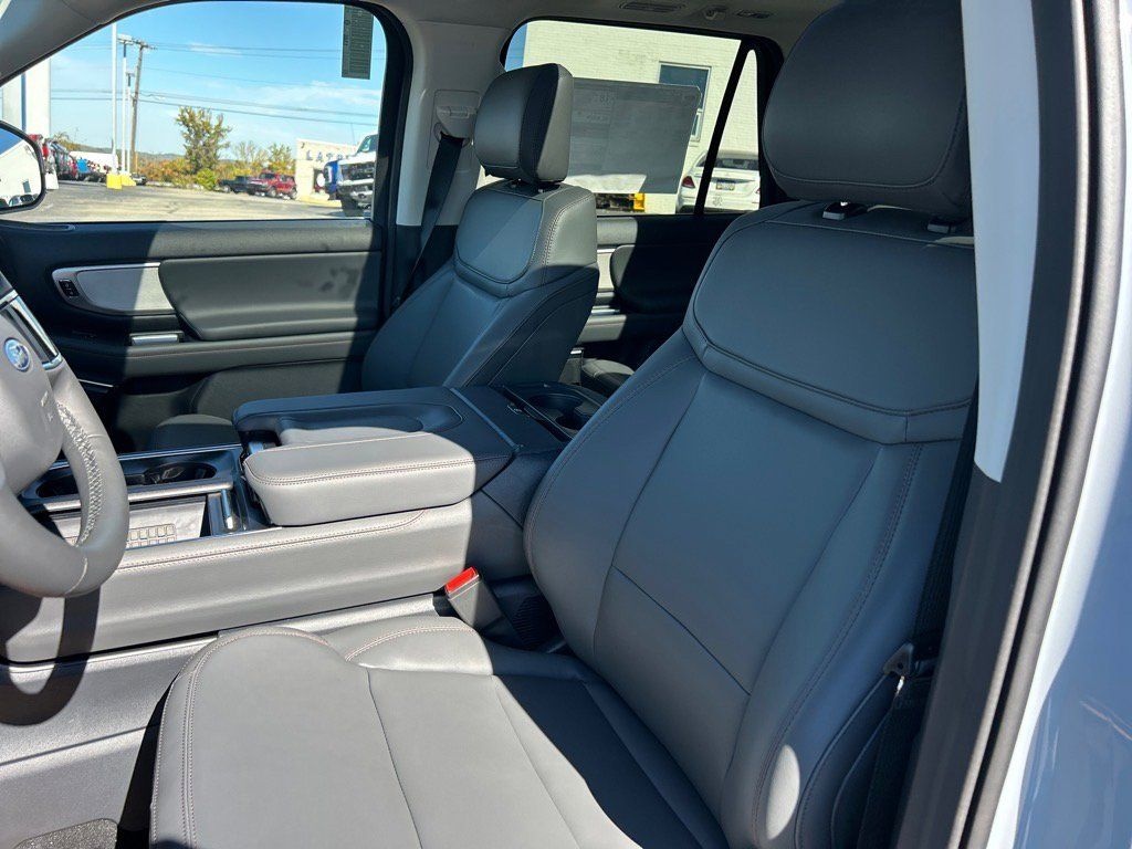 New 2025 Ford Expedition Active SUV