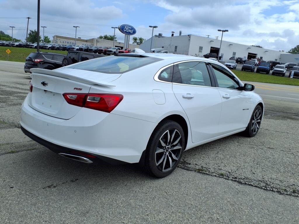 2024 Chevrolet Malibu RS photo 4
