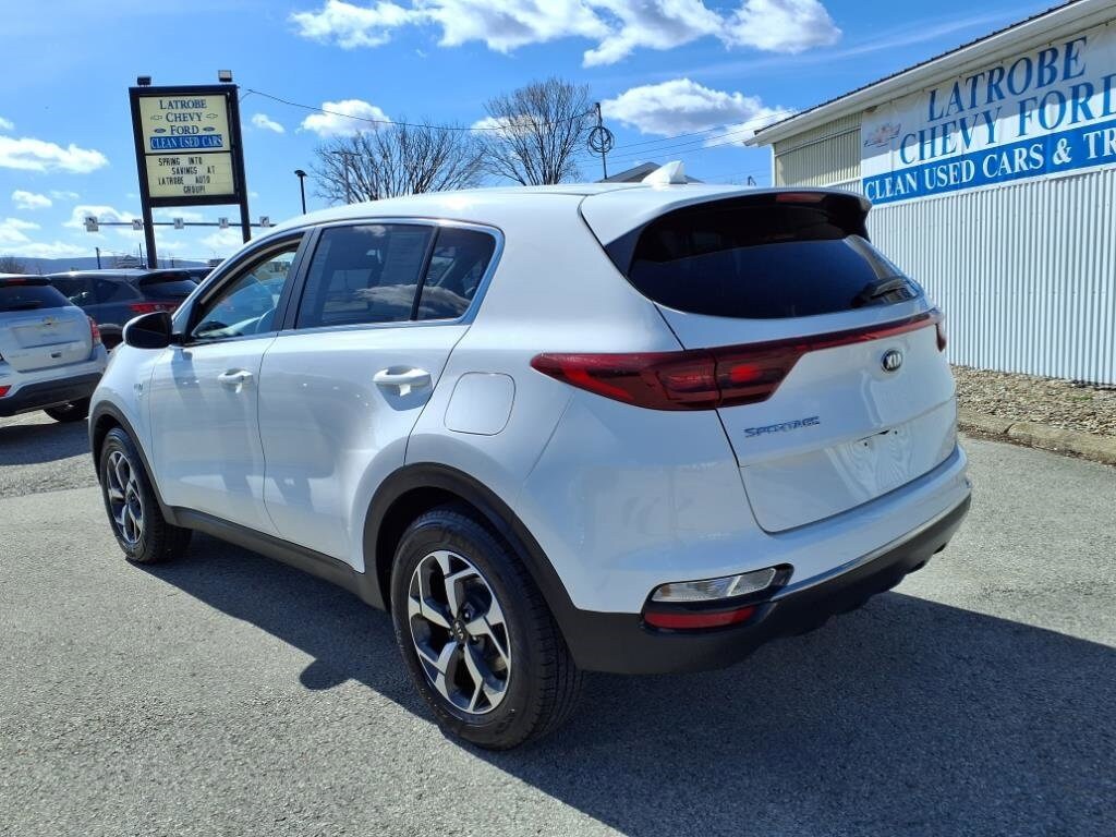 2020 Kia Sportage LX photo 3
