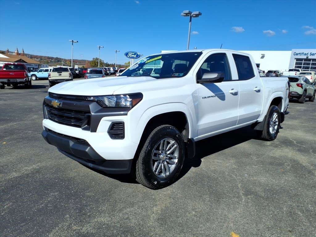 Used 2025 Chevrolet Colorado LT Truck