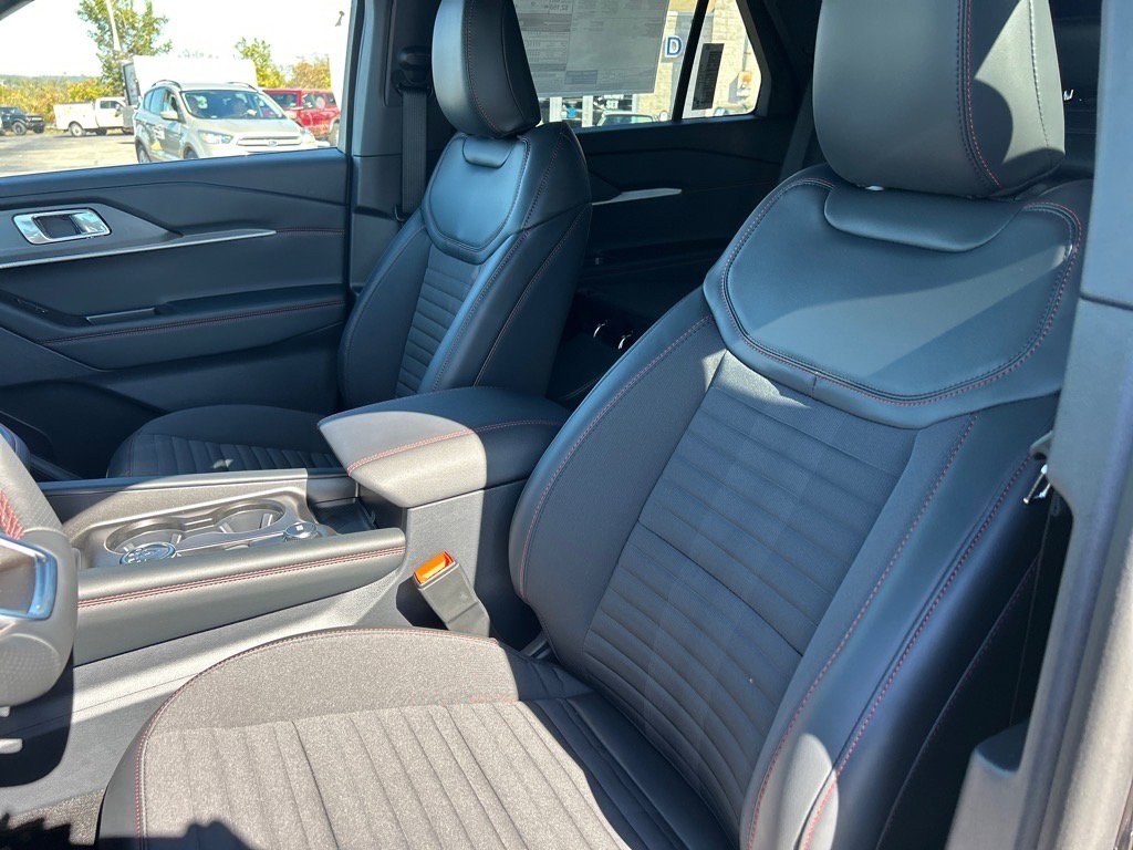 New 2026 Ford Explorer ST-Line SUV