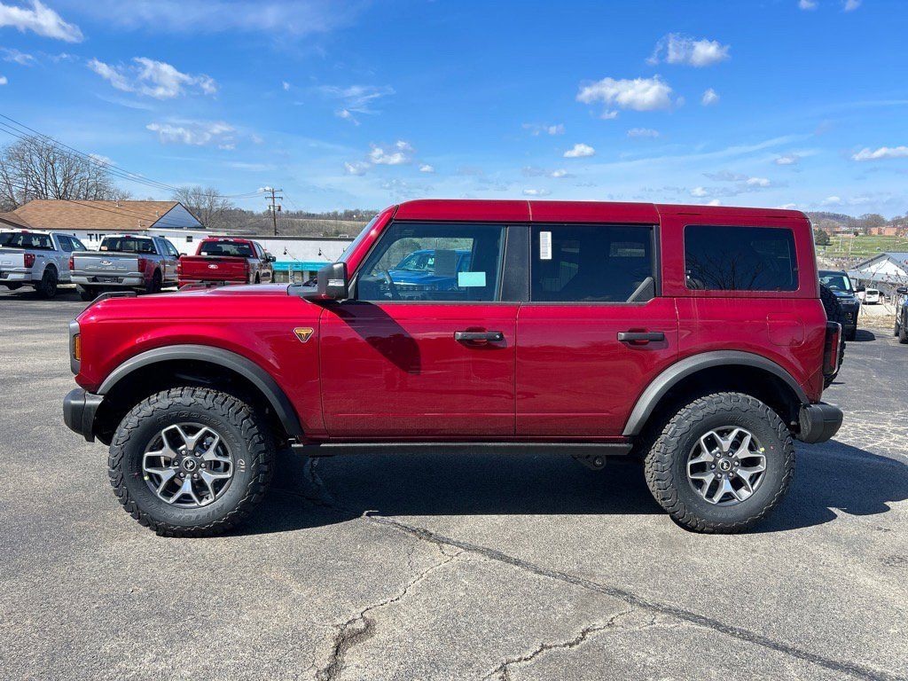 New 2025 Ford Bronco Badlands SUV