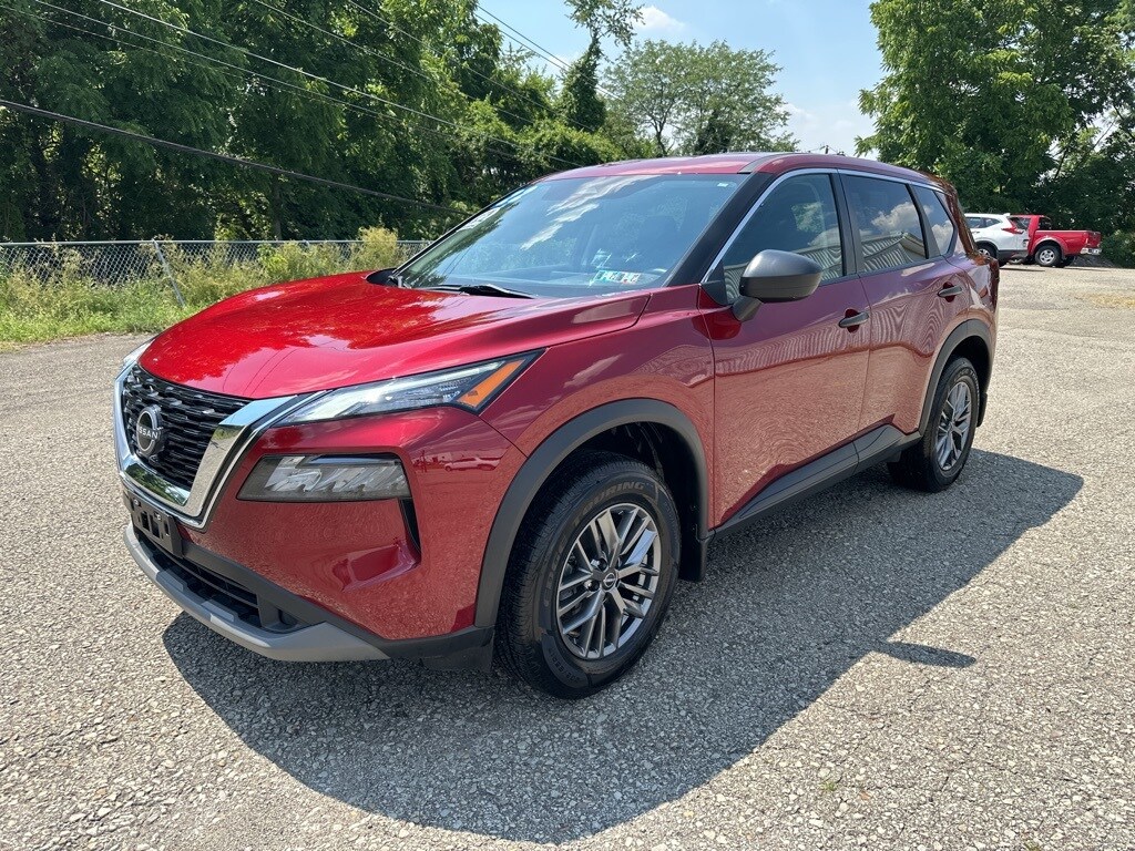 Used 2022 Nissan Rogue S with VIN 5N1BT3AB4NC704558 for sale in Latrobe, PA