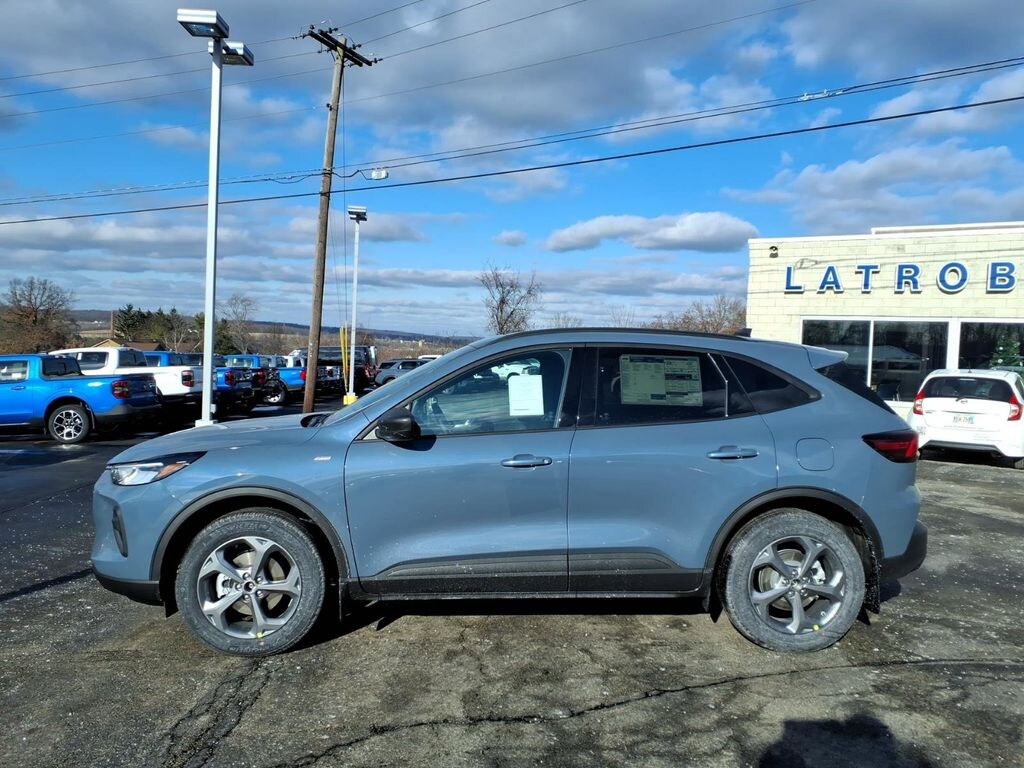 New 2026 Ford Escape ST-Line SUV