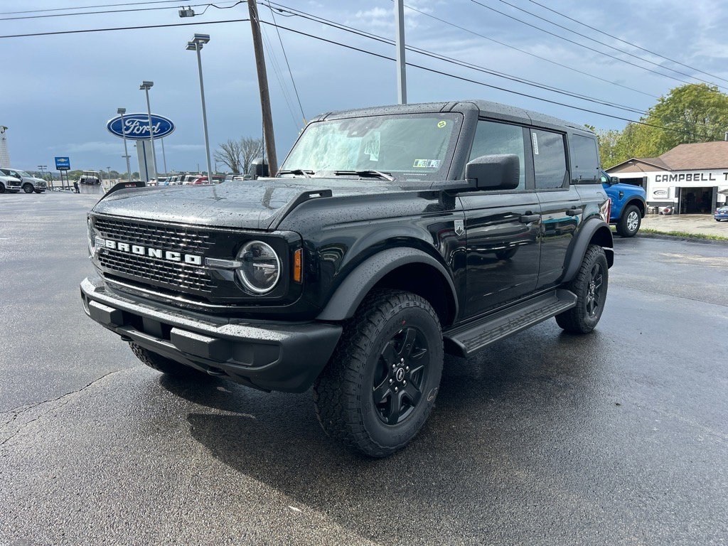 2025 Ford Bronco 4-Door Big Bend's photo