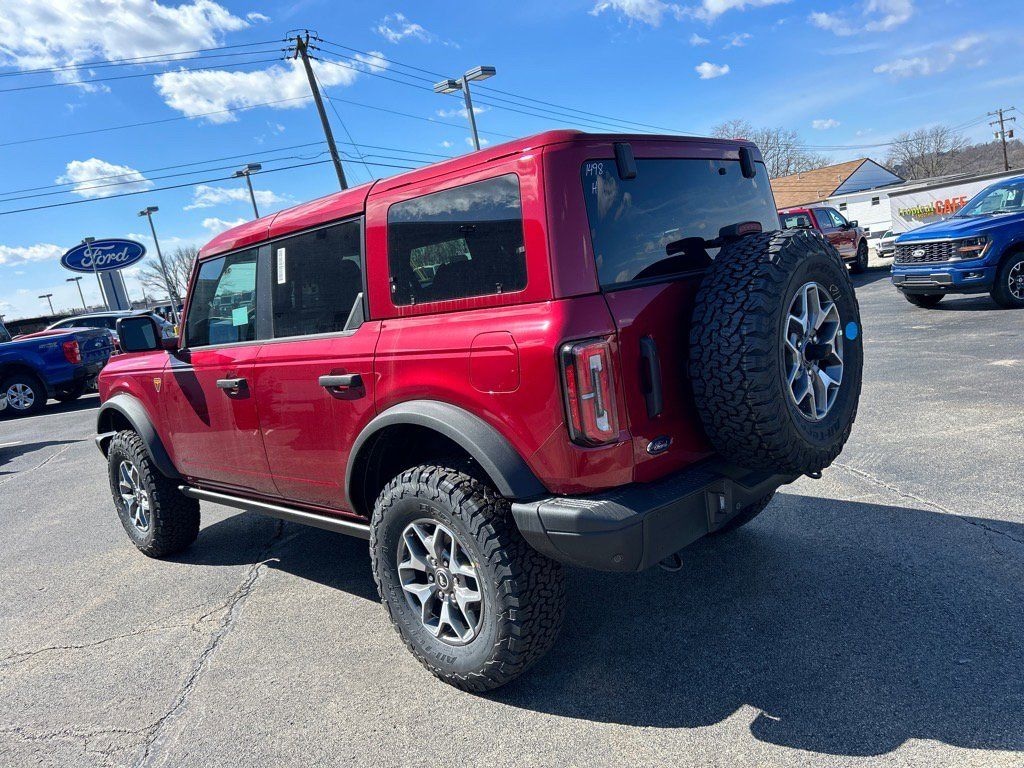 New 2025 Ford Bronco Badlands SUV