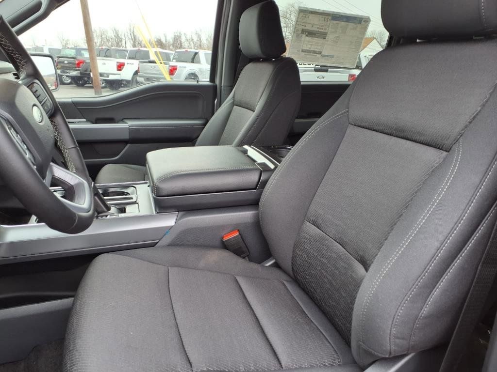 New 2025 Ford F-150 XLT Truck