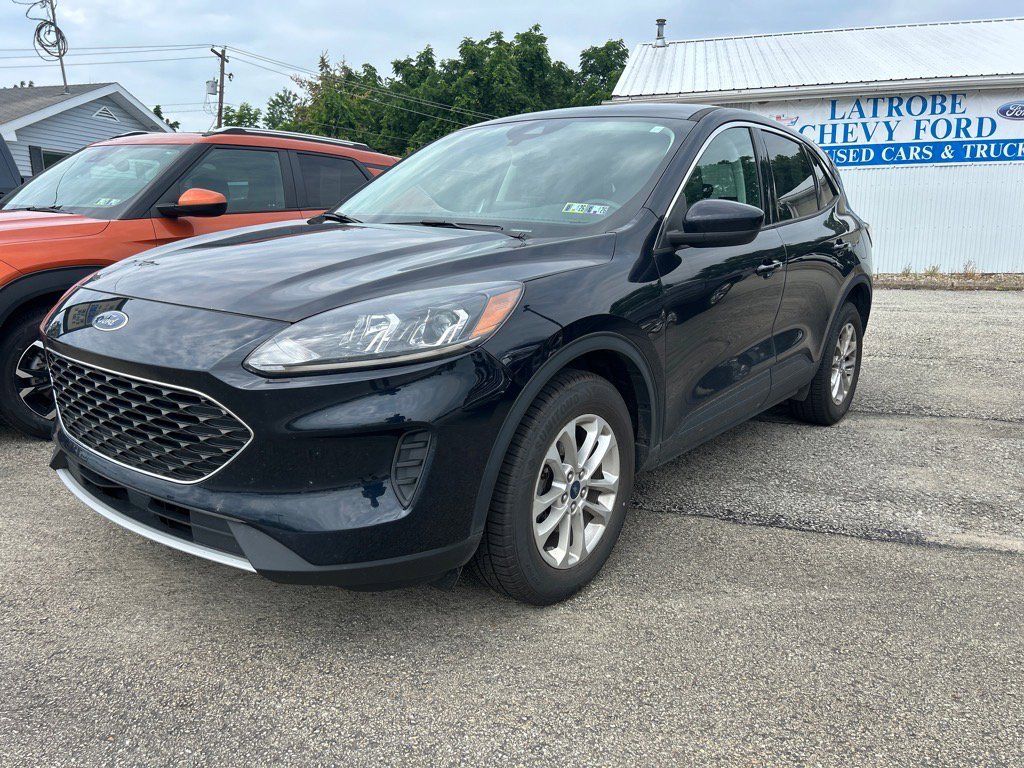 2021 Ford Escape SE
