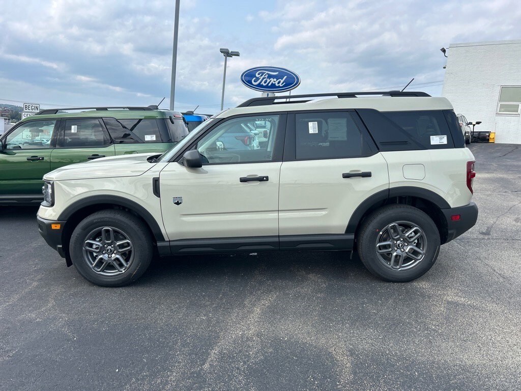 2025 Ford Bronco Sport Big Bend photo 2