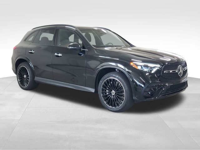 2023 Mercedes Benz GLC 300 photo 3