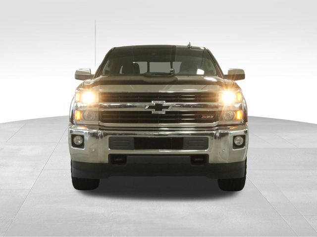 2016 Chevrolet Silverado 2500HD LTZ photo 2