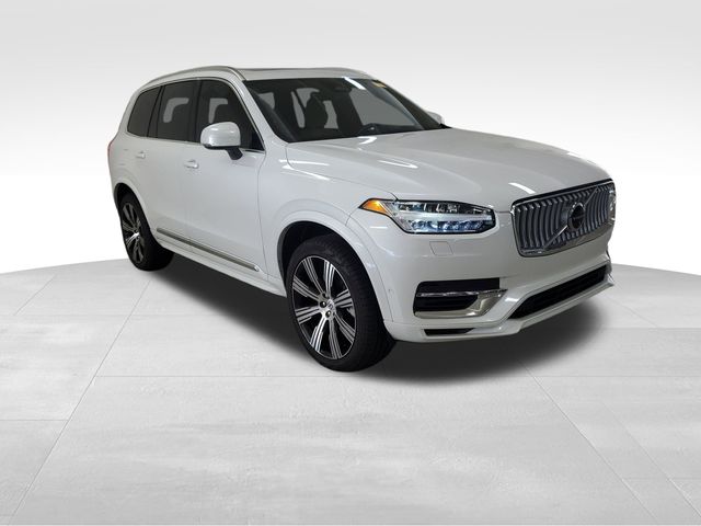 2025 Volvo XC90 T8 photo 3