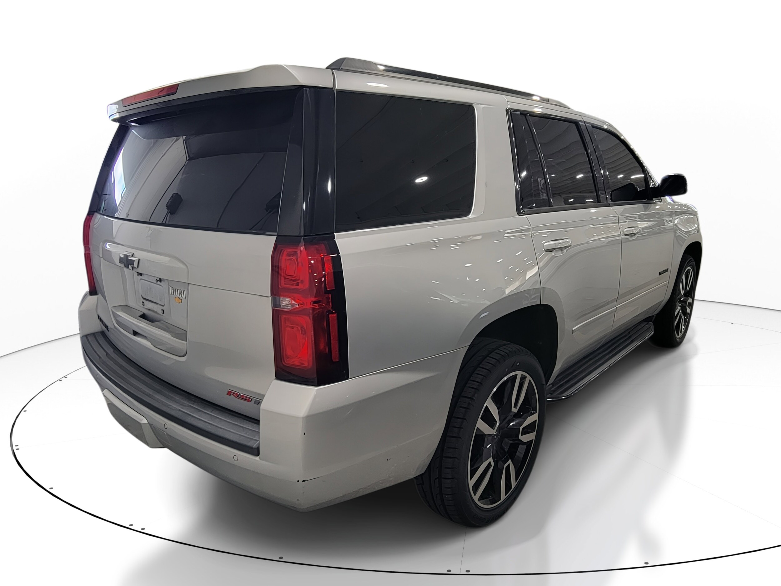 2020 Chevrolet Tahoe Premier photo 4