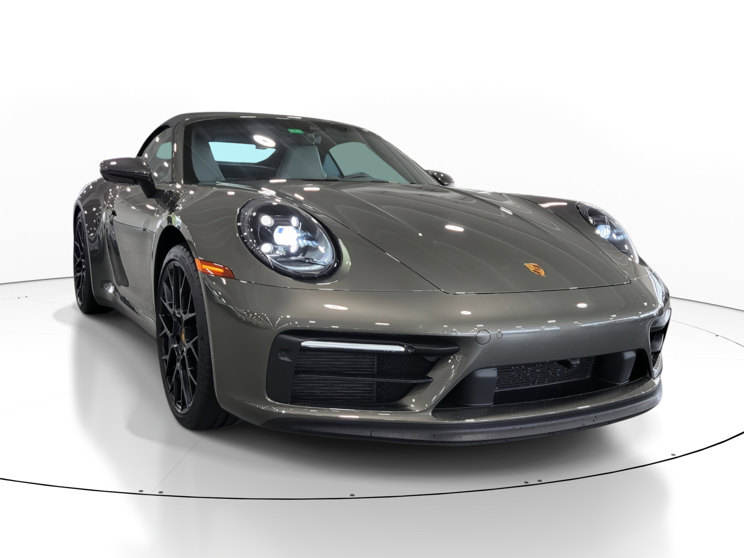 2023 Porsche 911 4S 4 GTS photo 4