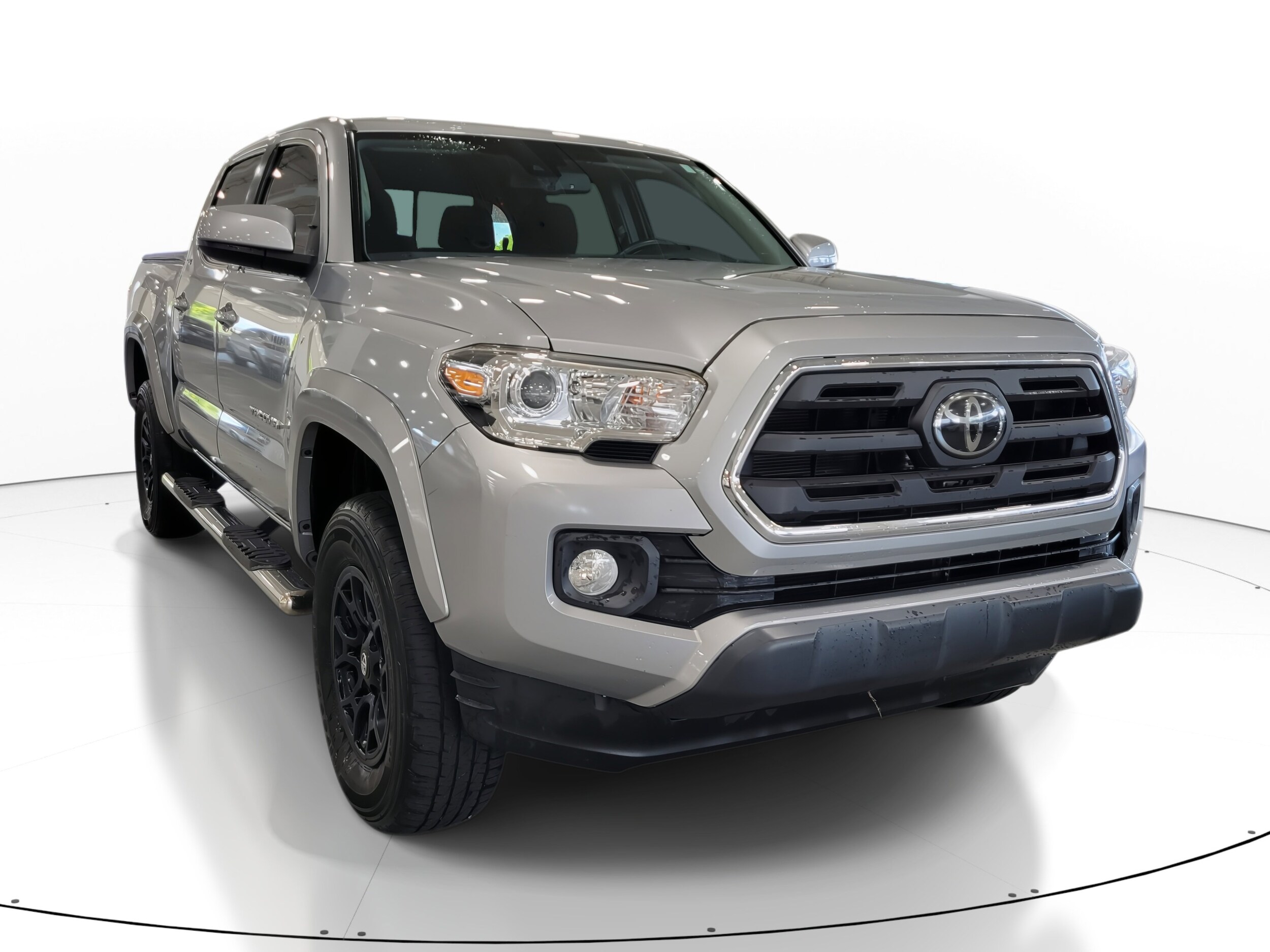 2019 Toyota Tacoma SR5 photo 4