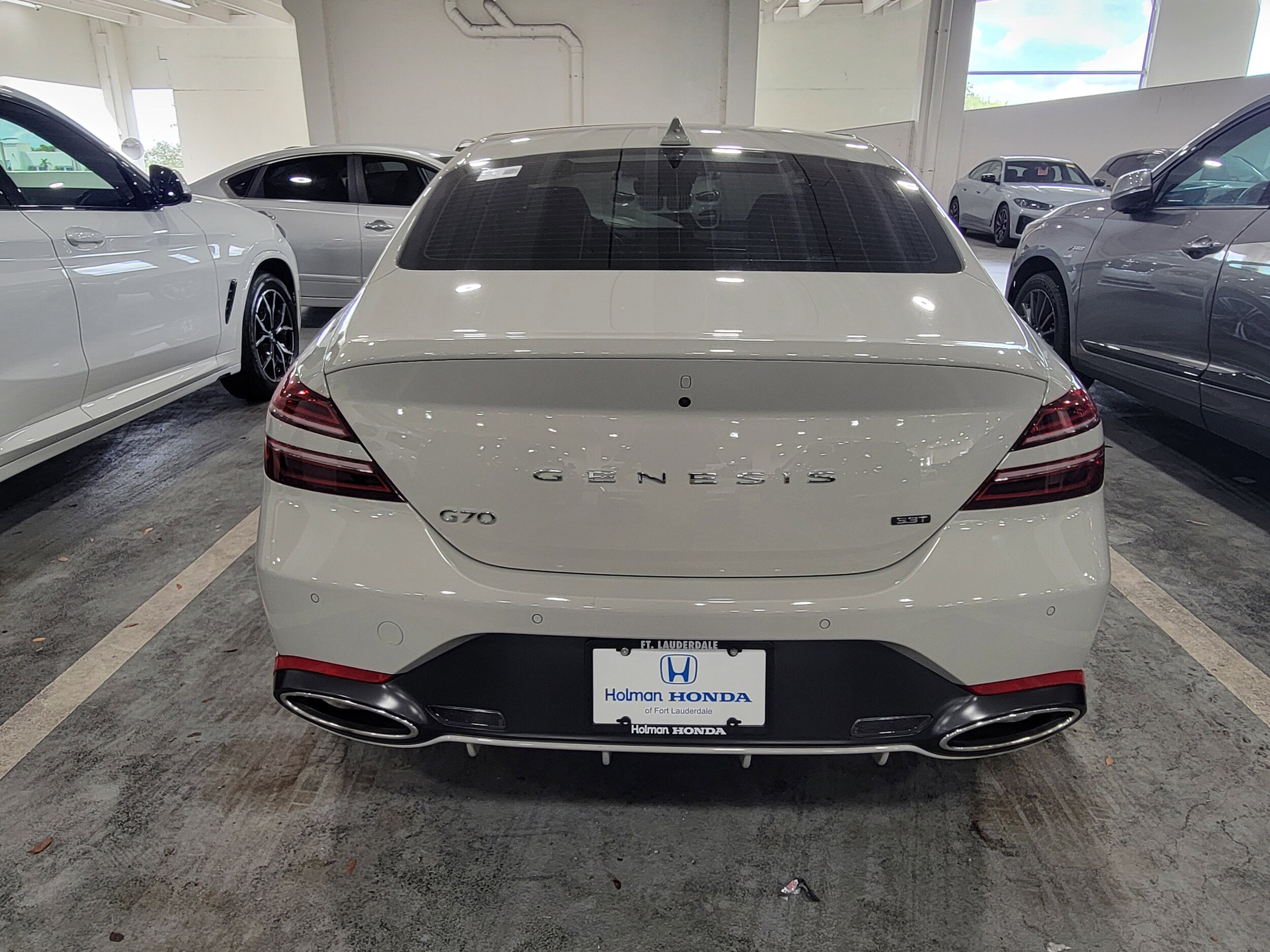 2025 Genesis G70 3.3T Sport Advanced photo 4